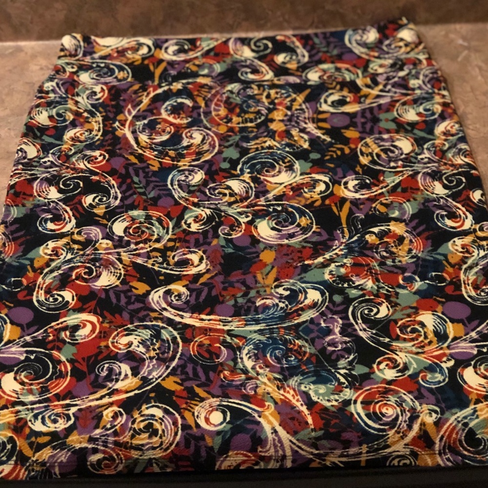 LulaRoe Cassie Skirt NWOT